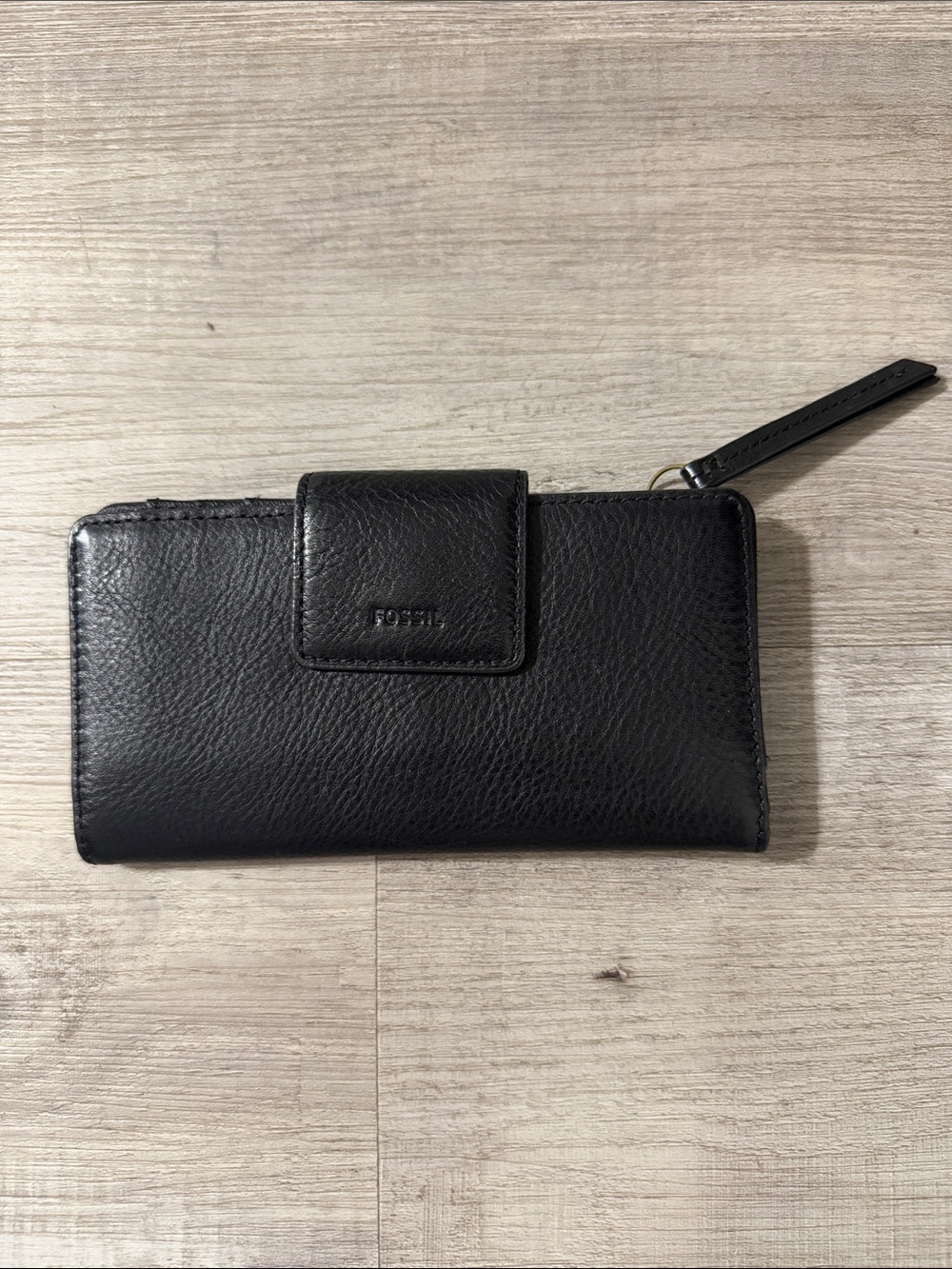 Women’s black fossil wallet 🖤